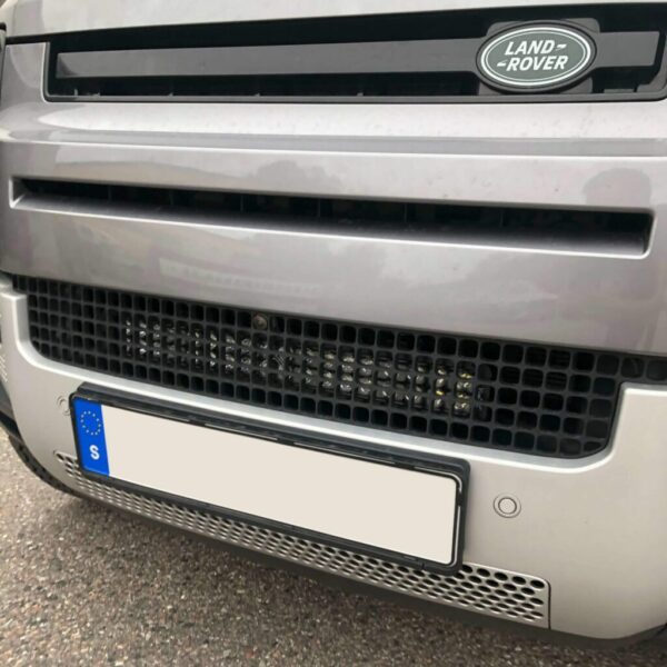 Land Rover Defender 2020 Vision X PX36M lisävalopaketti