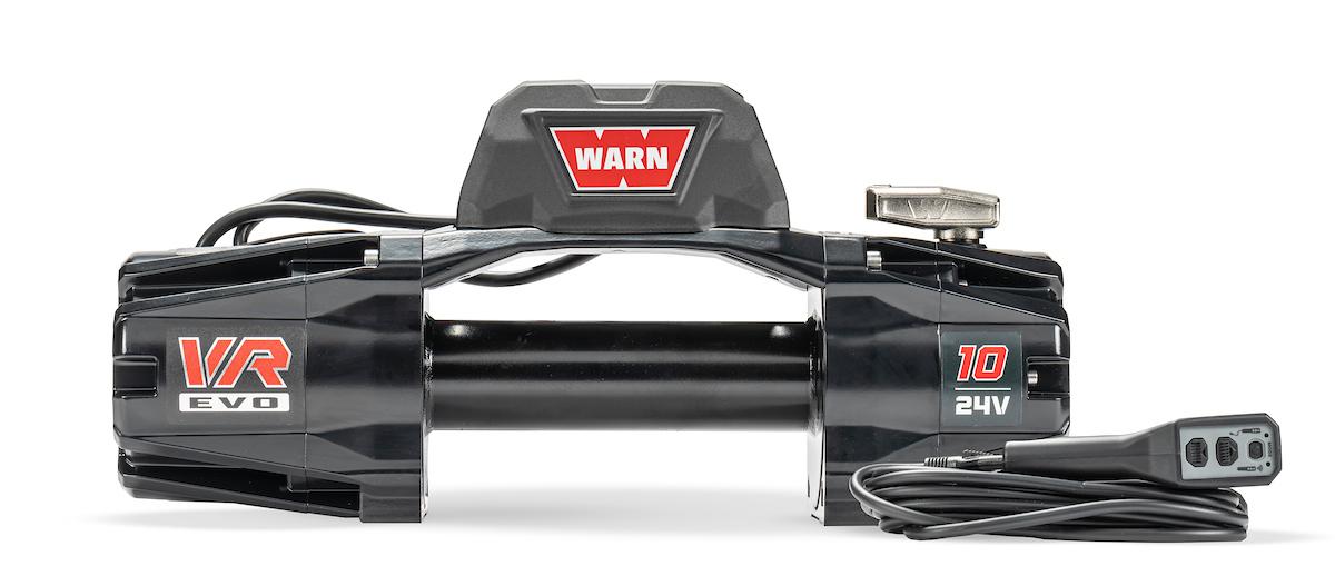 Warn VR EVO 10 ‑sähkövinssi 24V‑järjestelmään, siirrettävällä kontaktorisarjalla ja ilman vaijeria – tehokas 4536 kg vinssi raskaaseen ajoneuvo‑ ja offroad‑käyttöön.