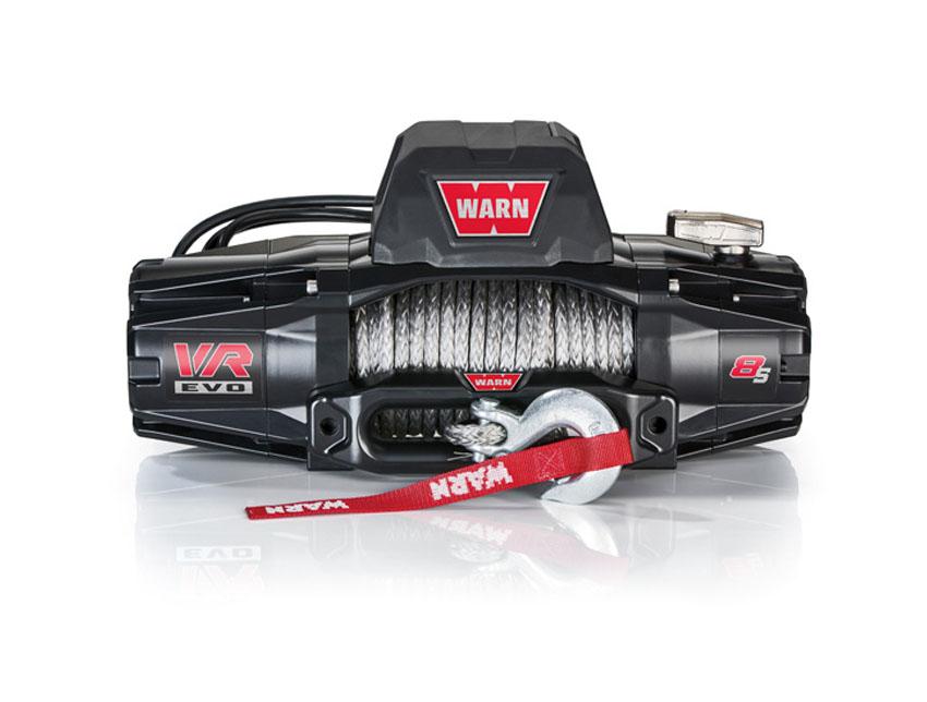Warn VR EVO 8‑S ‑sähkövinssi synteettisellä köydellä ja siirrettävällä kontaktorisarjalla, 12V ajoneuvokäyttöön.