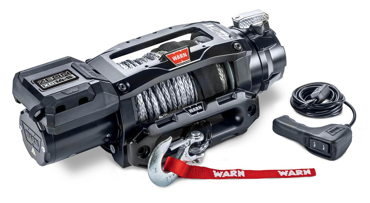 Warn ZEON XC 14‑S 12V vinssi 110514 kaukosäätimellä, synteettisellä köydellä ja liukukidalla
